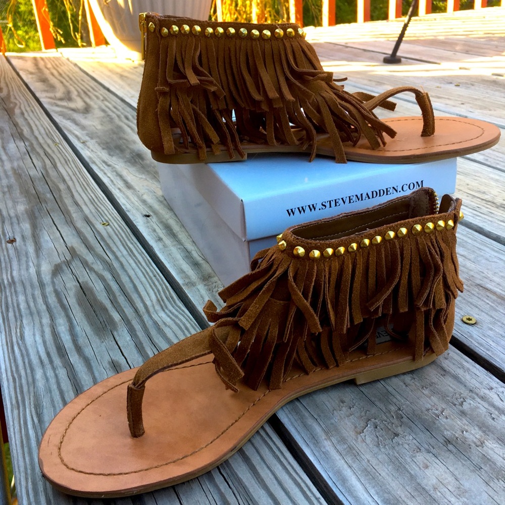 Brown suede leather fringed sandals